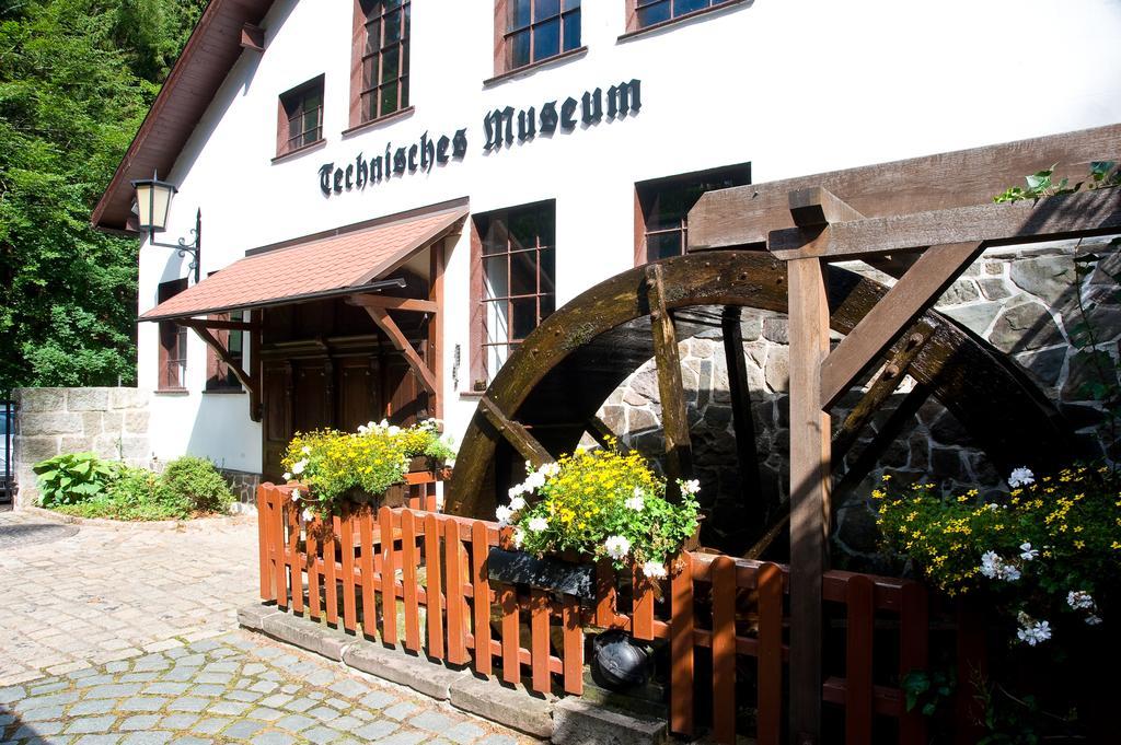 Pension Zum Schotten Zella-Mehlis Buitenkant foto